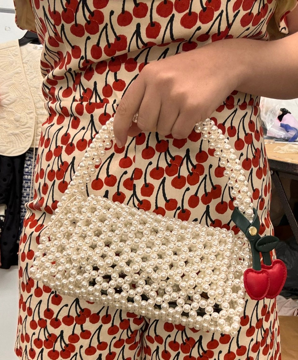 Fancy Pearl Hand Bag